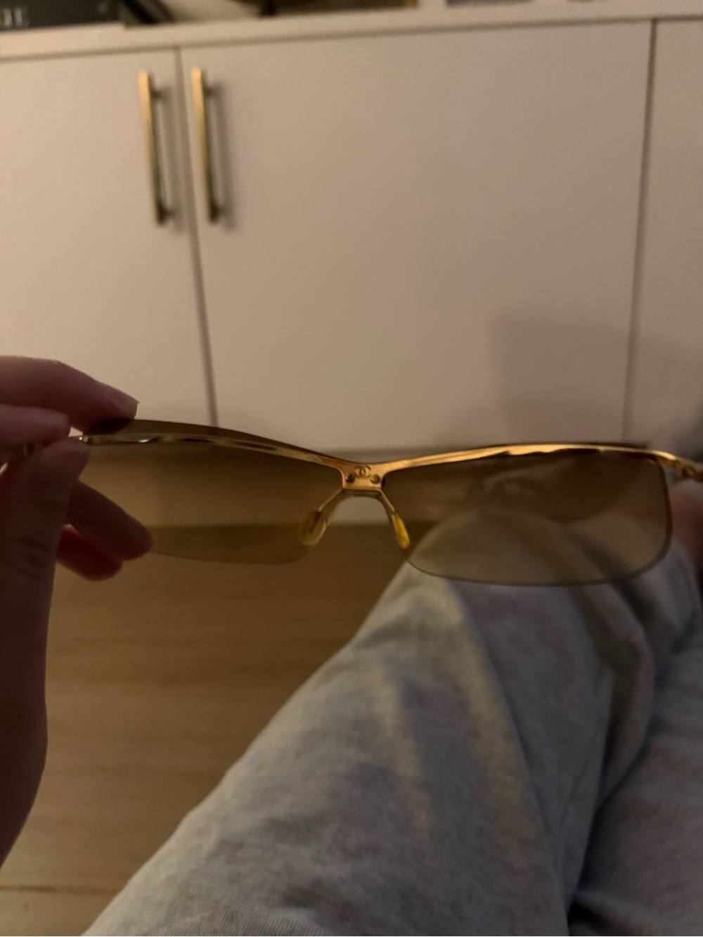 CHANEL Vintage 4043 Rimless Sunglasses - Picture 8 of 8